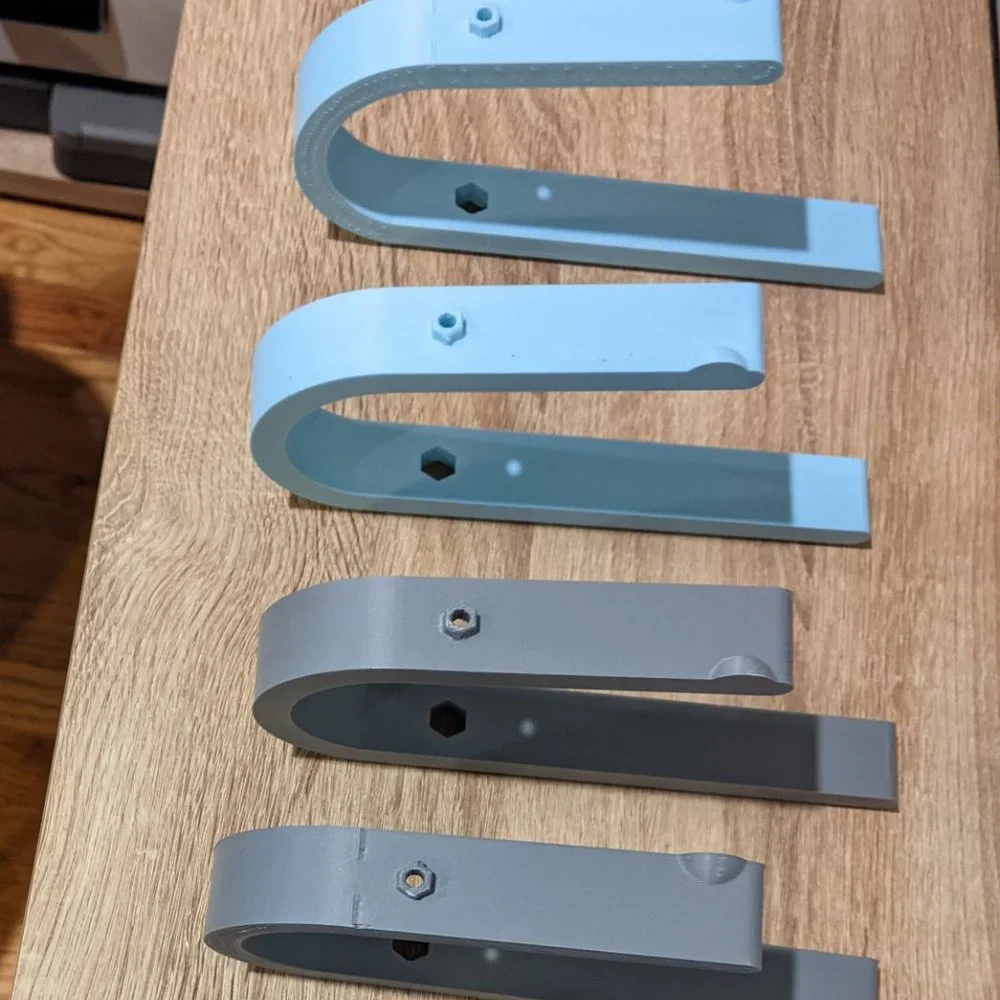 Surefeed Feeder Custom-made stand
